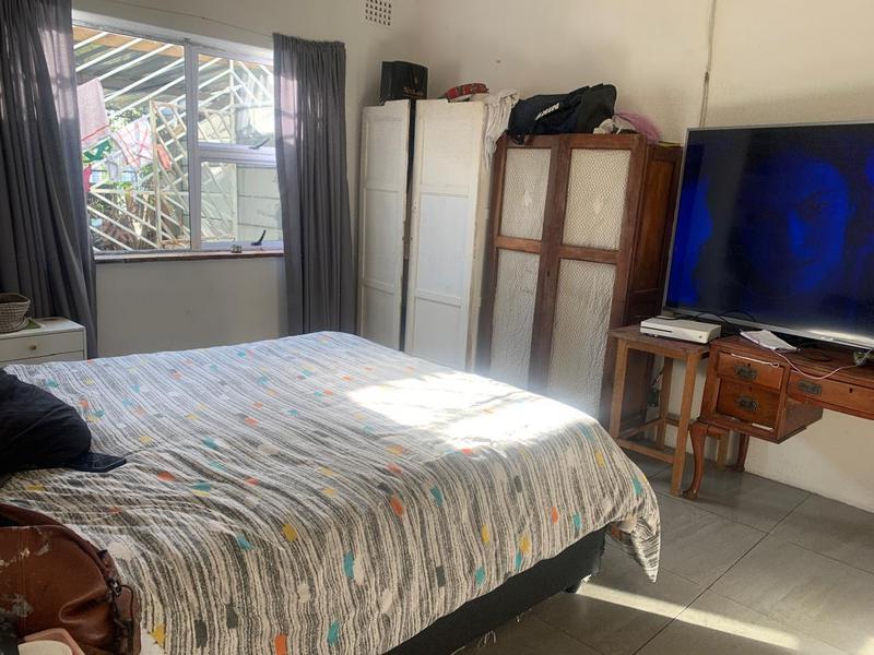 4 Bedroom Property for Sale in Grassy Park Western Cape